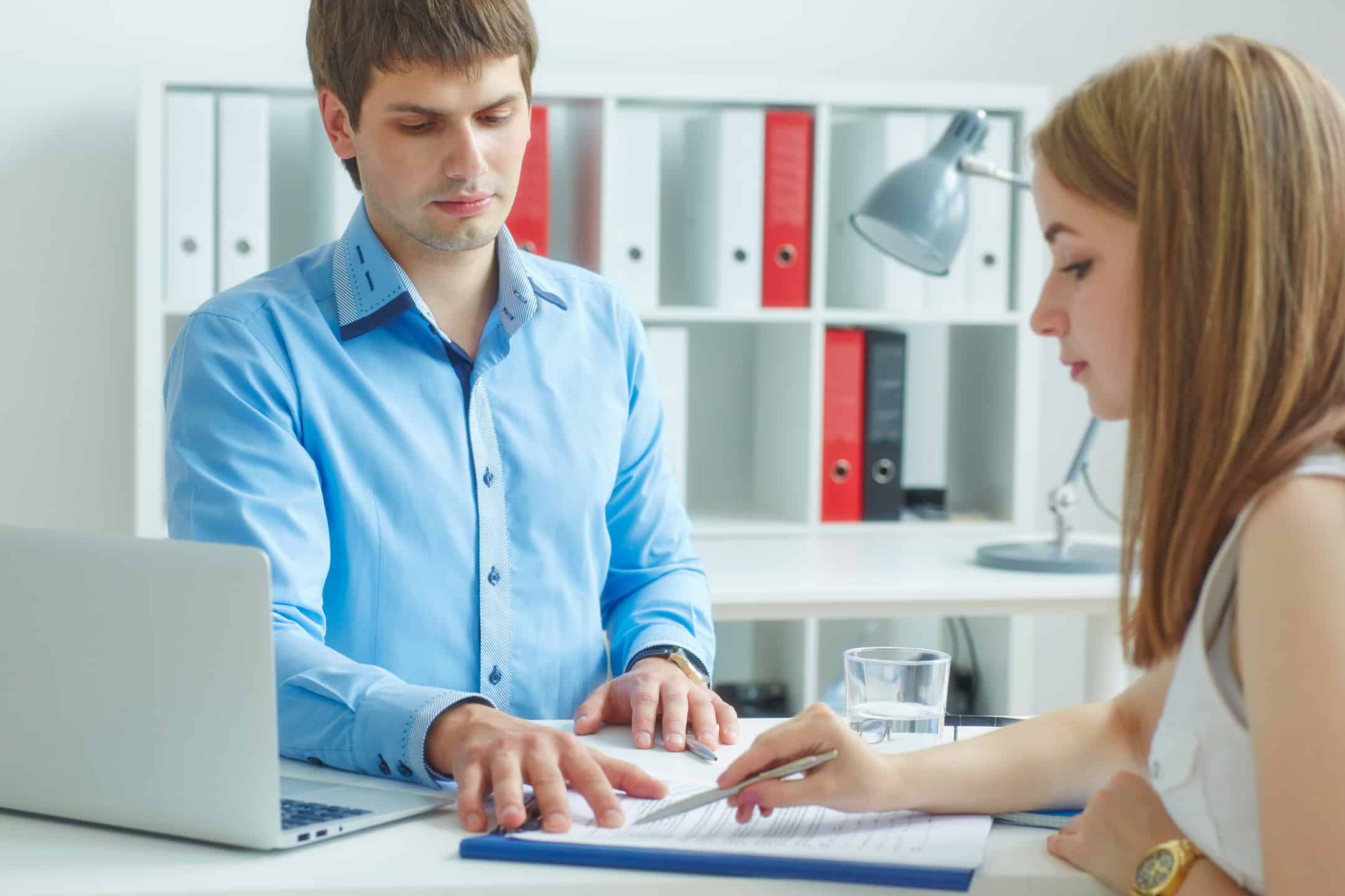 Travel Agent Helping Client