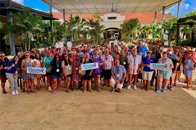 Dream Vacations Franchise Owners gather at the annual land summit.